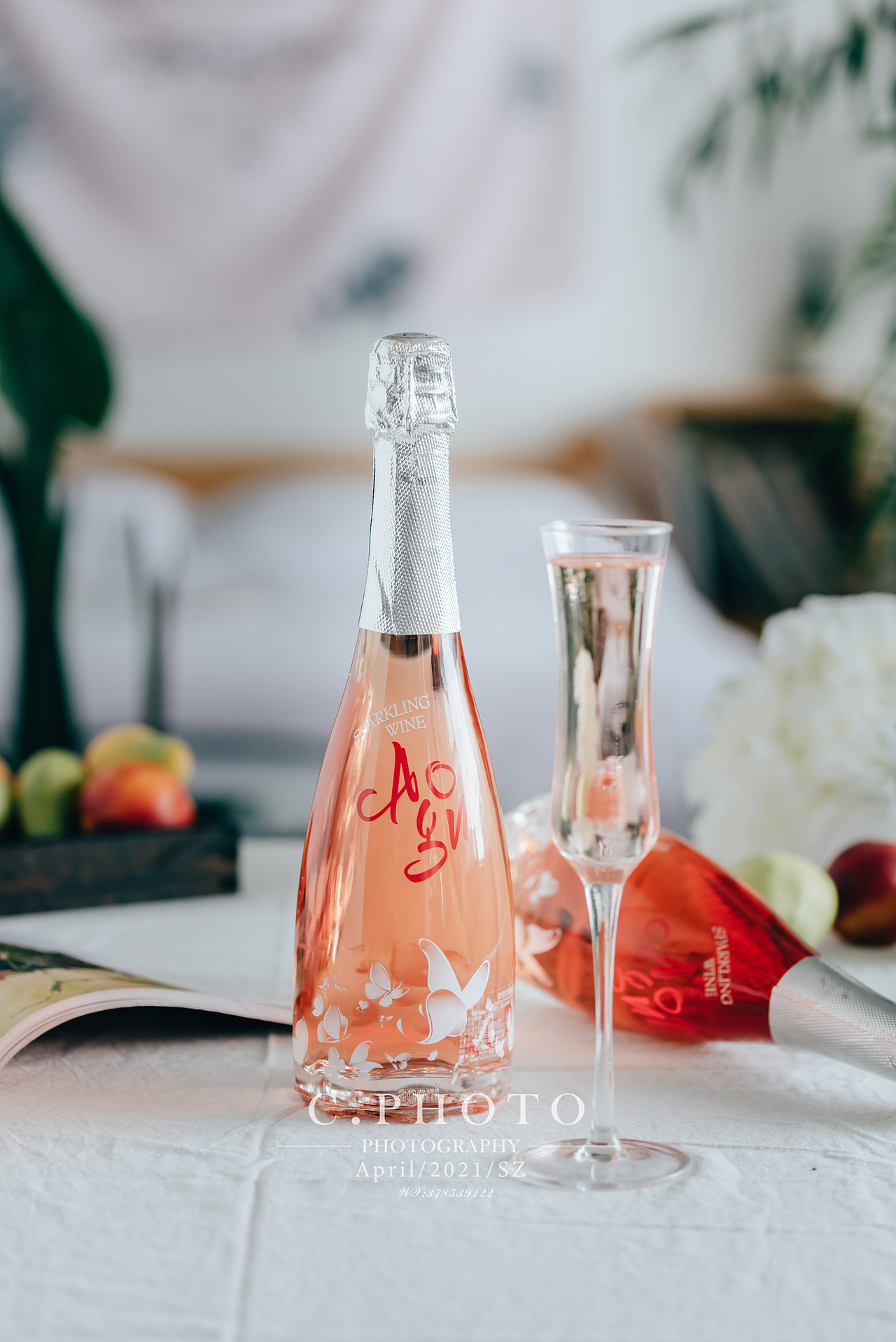 果酒摄影青梅酒摄影酒摄影酒拍摄（图ZMjU2NDI0OTgw） - 产品摄影 - 站酷设计师Cphoto商业摄影师原创素材 - 站酷ZCOOL