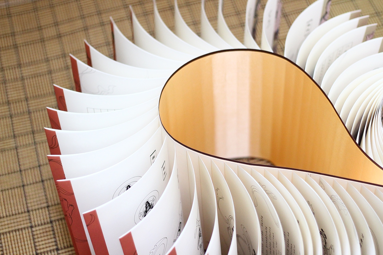 《金刚天舞》书籍设计(旋风/龙鳞装 · 敦煌飞天梦)