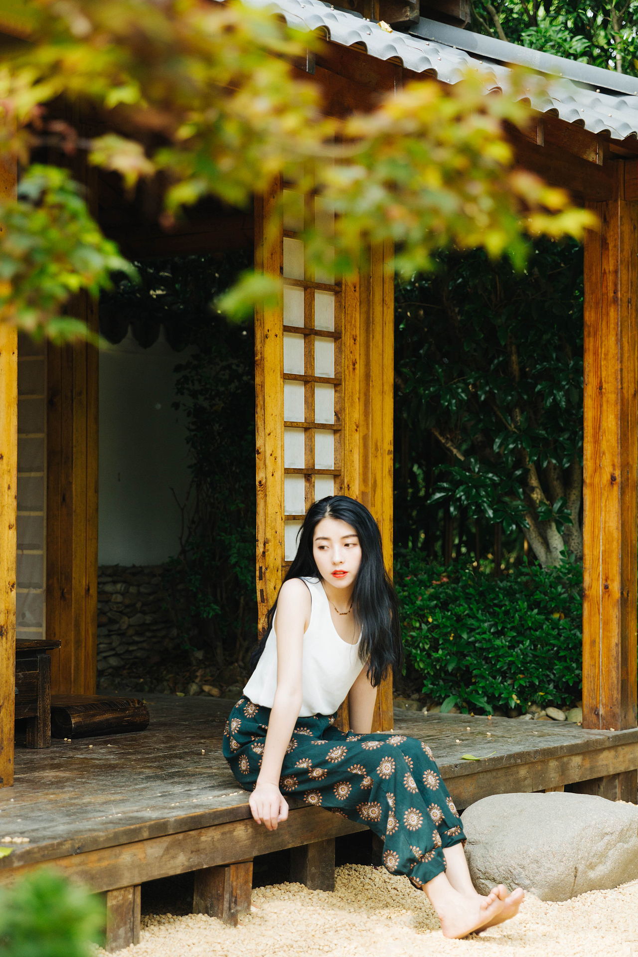 连雨不知春去 一晴方觉夏深（图ZMTYxMDEyMzk2） - 人像摄影 - 站酷设计师5Lotus原创素材 - 站酷ZCOOL