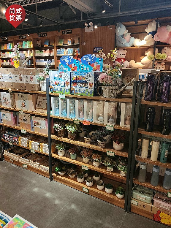 邢台精品店展示架挂件中岛架可调节挂摆中柜品种齐全