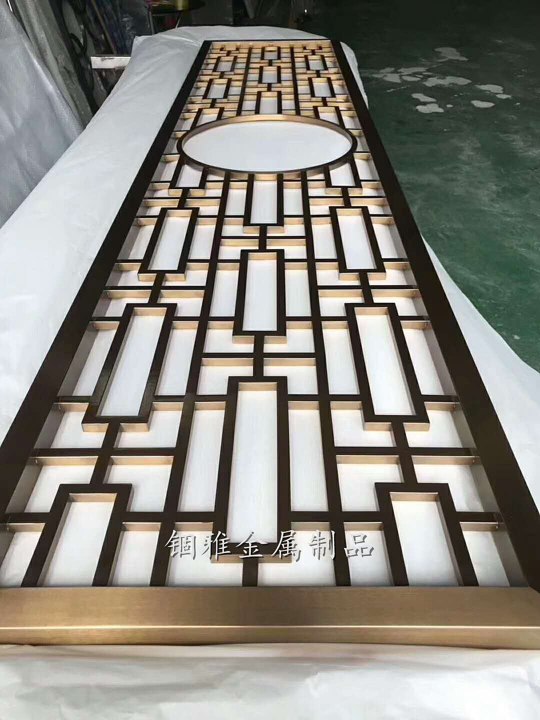 高档星级酒店大厅装饰不锈钢焊接K金屏风