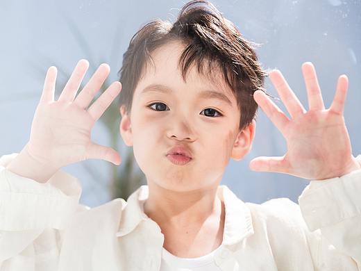 好玩的小孩