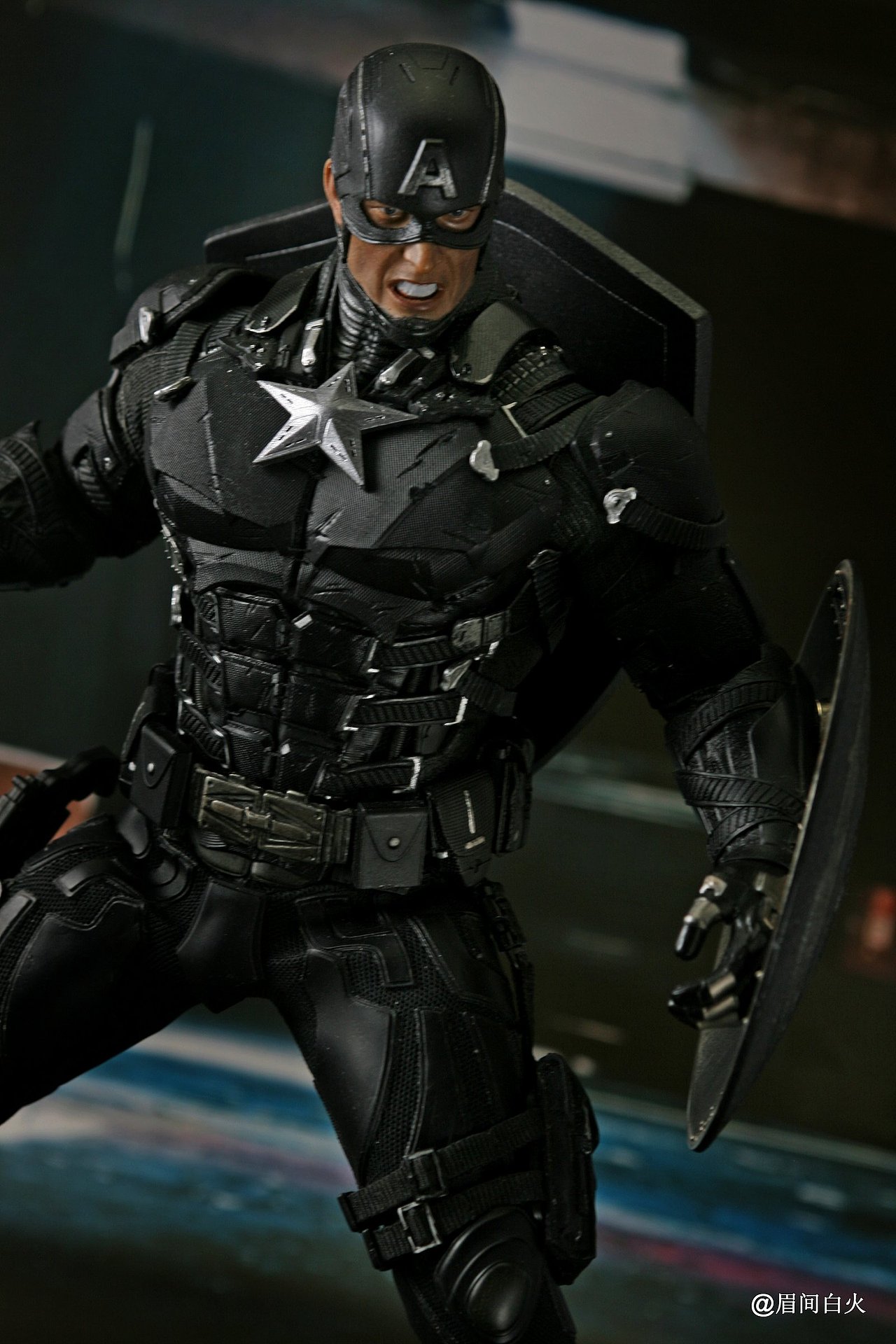 眉间白火的臆造自d只九头蛇队长