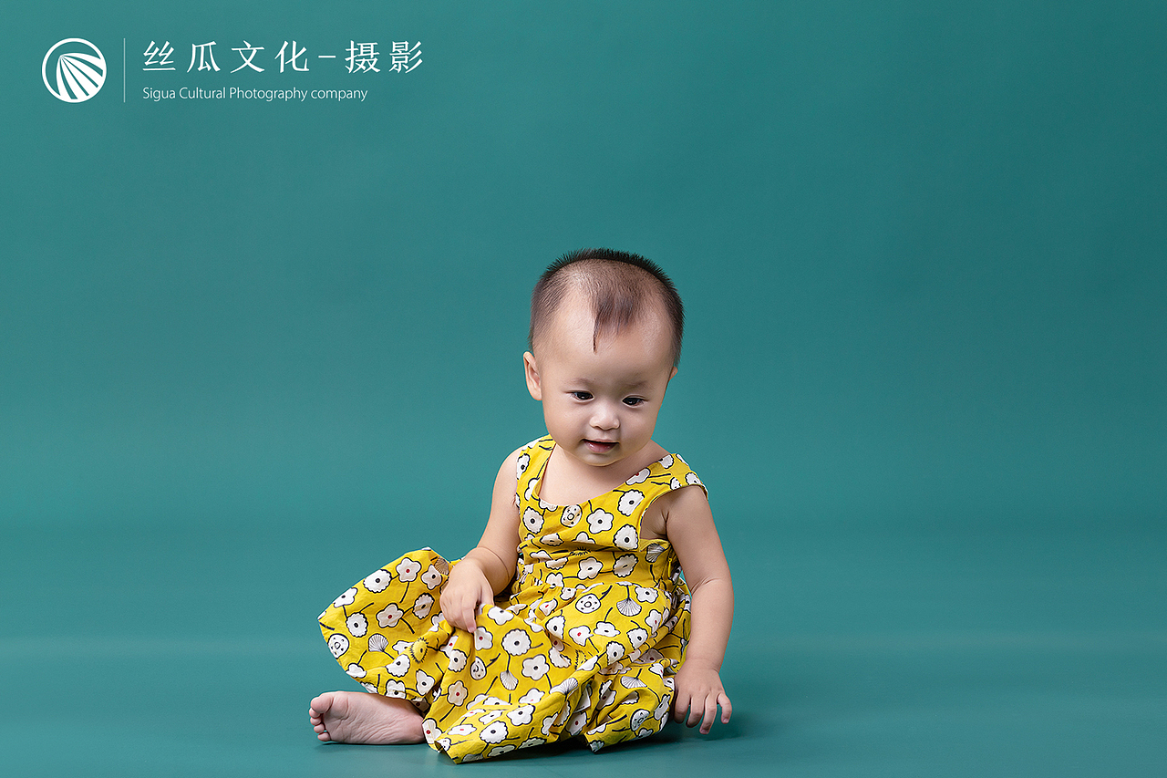 兒童周歲紀(jì)念照（圖ZMjY5NzkxMjEy） - 人像攝影 - 站酷設(shè)計(jì)師產(chǎn)品攝影精修原創(chuàng)素材 - 站酷ZCOOL