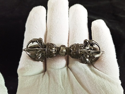 天铁陨铁制五股金刚杵