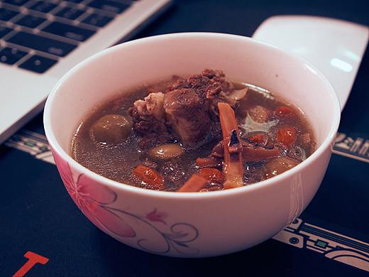 隔离逼出的厨艺（个人主页-ZNDMxNDg5NDA=） - 产品摄影 - 站酷设计师雷欧阳Young原创素材 - 站酷ZCOOL