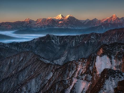 山峰