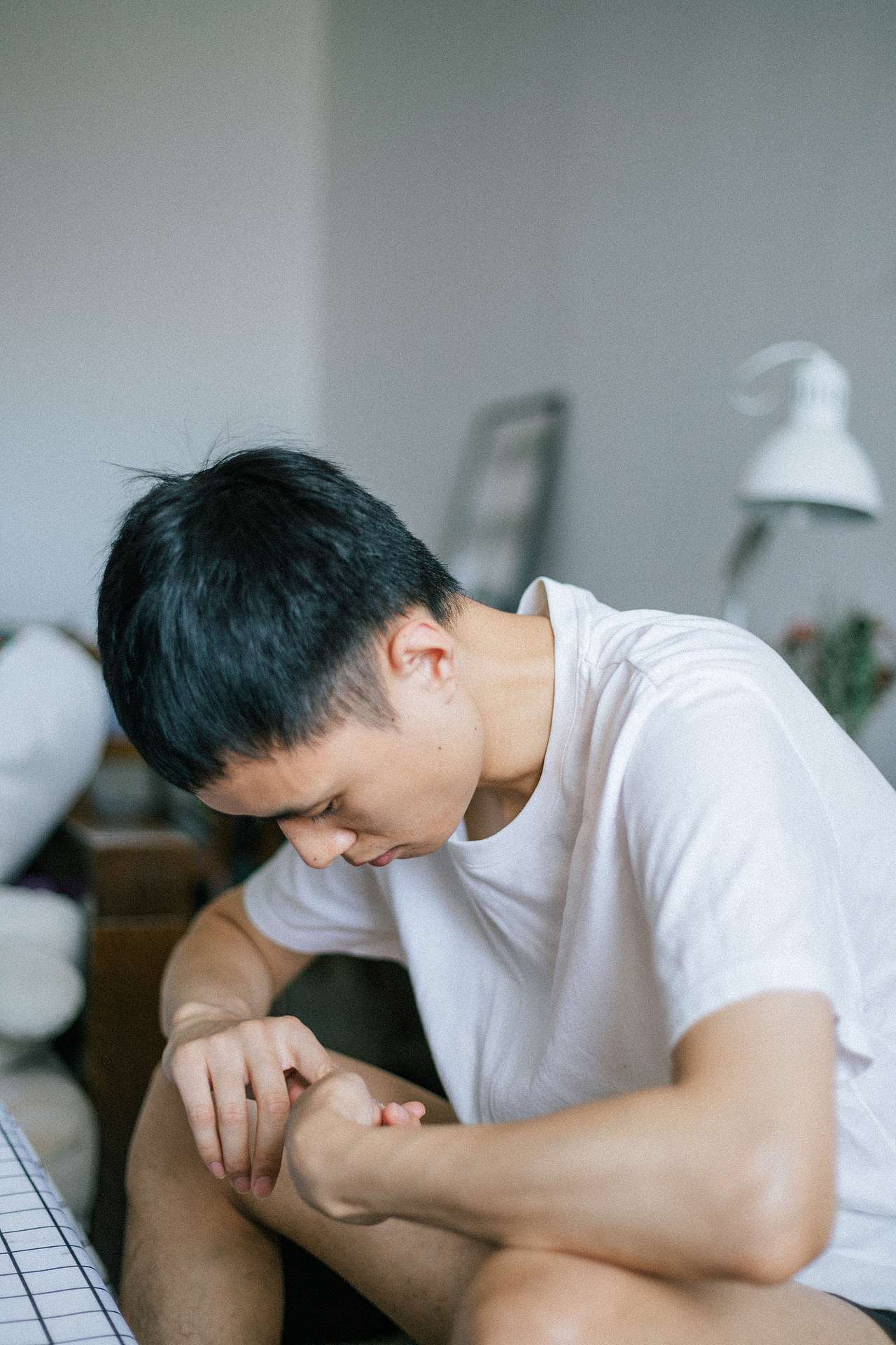 夏日是你脸上的唇