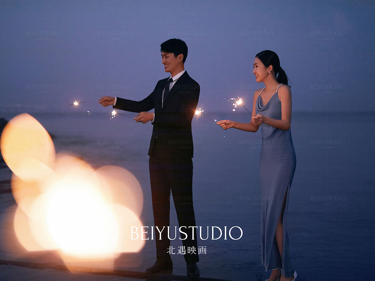 夜海汀风，爱是烟火融入海风的温和辽阔（图ZMjc5NTY1NzQw） - 婚礼摄影 - 站酷设计师北遇映画原创素材 - 站酷ZCOOL