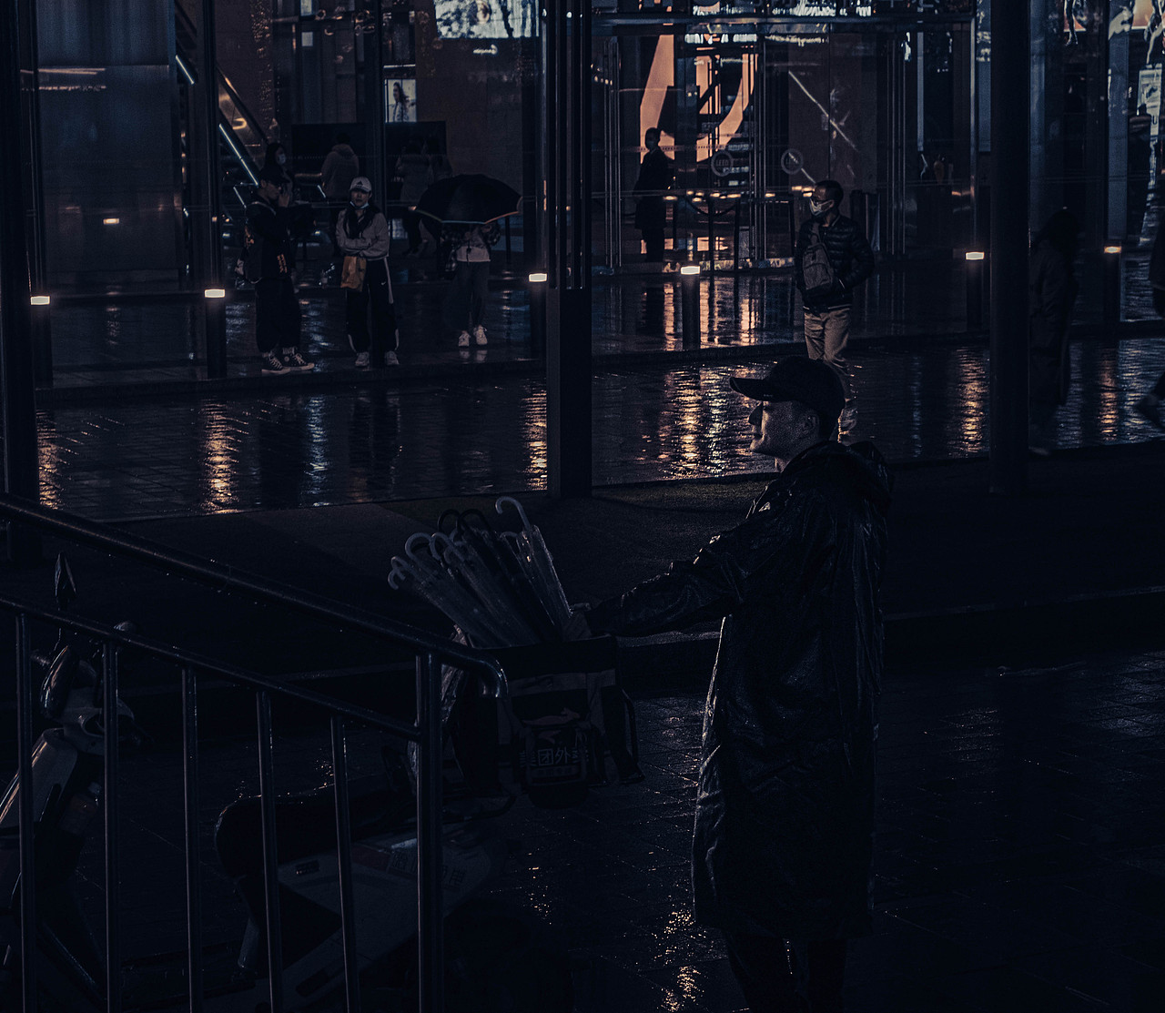 等雨來（圖ZMjQ3Nzg3MTAw） - 人文/紀(jì)實攝影 - 站酷設(shè)計師老紙原創(chuàng)素材 - 站酷ZCOOL