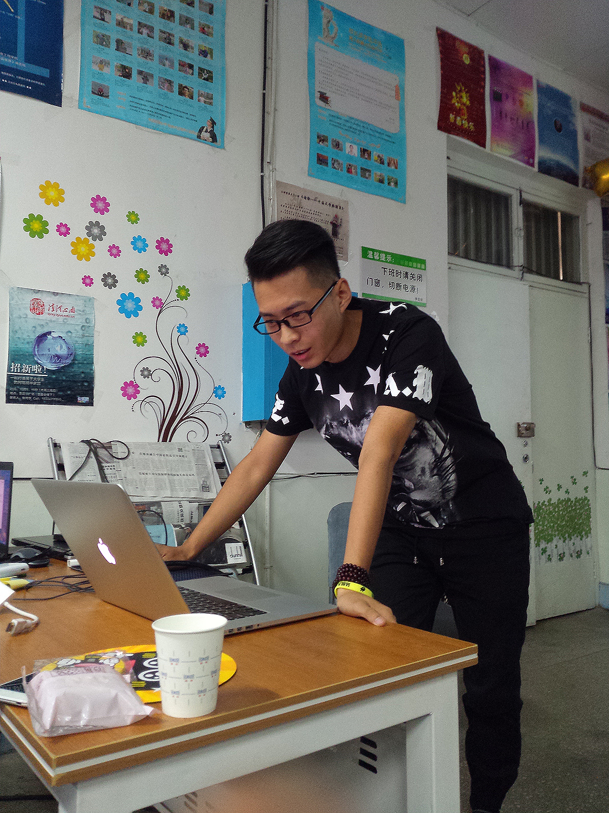 乌合之众-张朋飞的分享