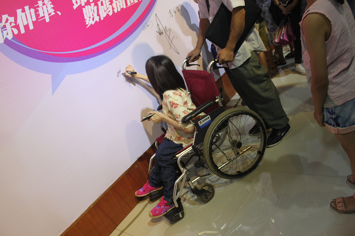 念念不忘 必有回响《喂，自己》画展后记（图ZMTA0Njg1OTI=） - 艺术插画 - 站酷设计师恶奔BEN原创素材 - 站酷ZCOOL