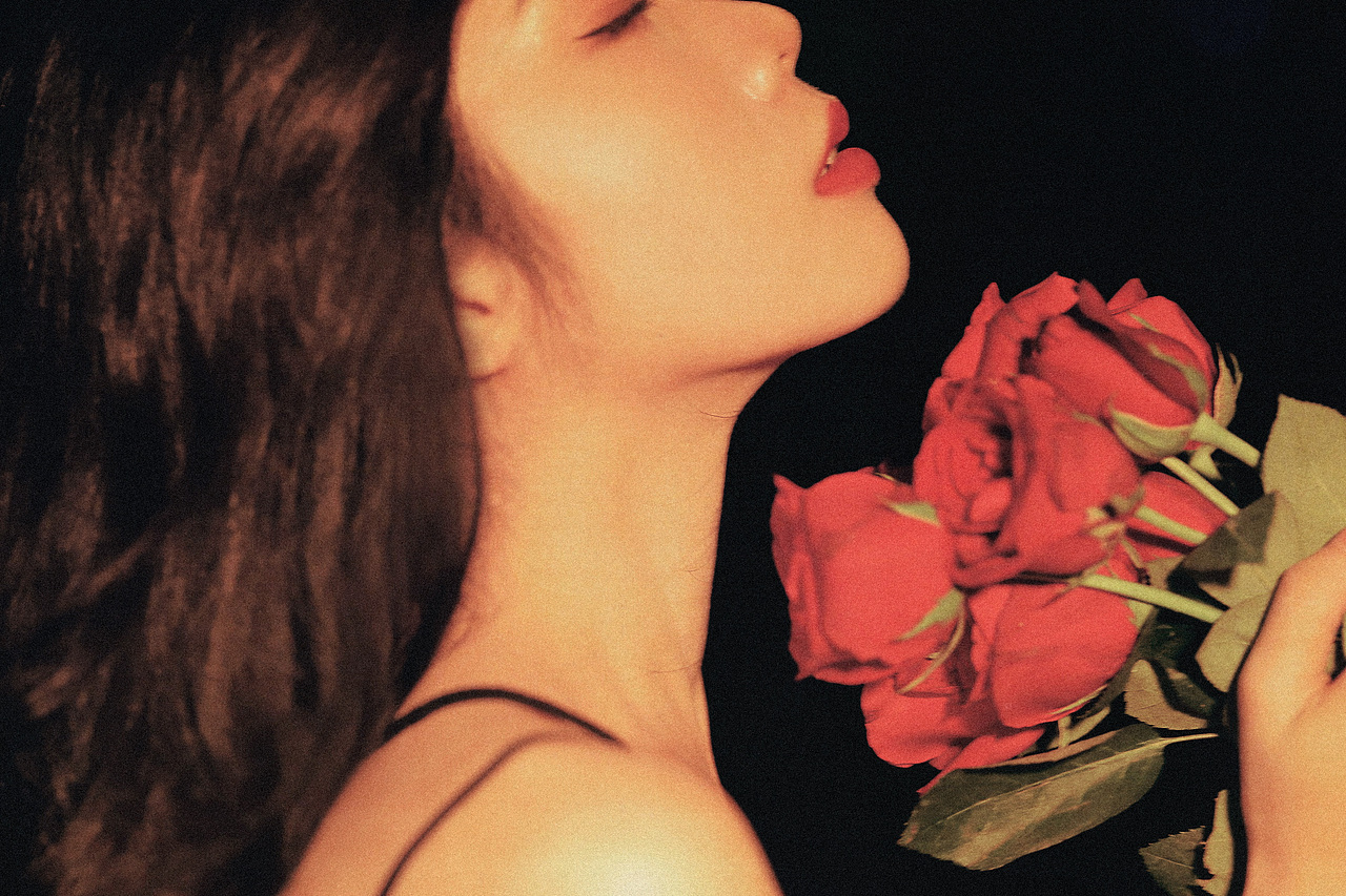 Photo by Xurr（图ZMjcwNTQxODMy） - 人像摄影 - 站酷设计师xurr原创素材 - 站酷ZCOOL