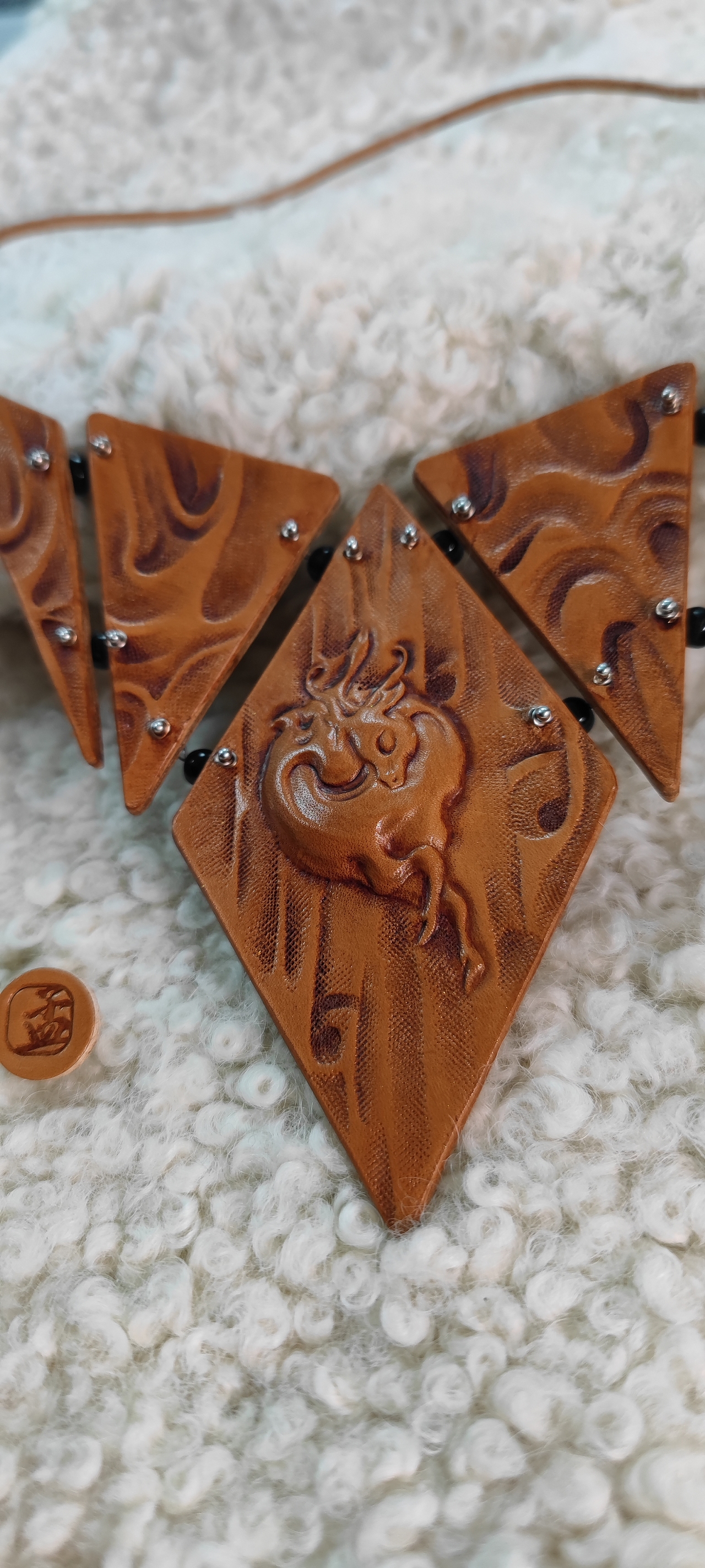 鹿🦌神项坠（图ZMjg3OTQ1Mjcy） - 其他手工艺 - 站酷设计师孟璐璐V原创素材 - 站酷ZCOOL