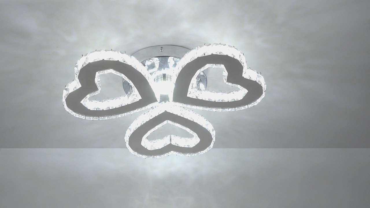 现代简约LED水晶吸顶灯心形