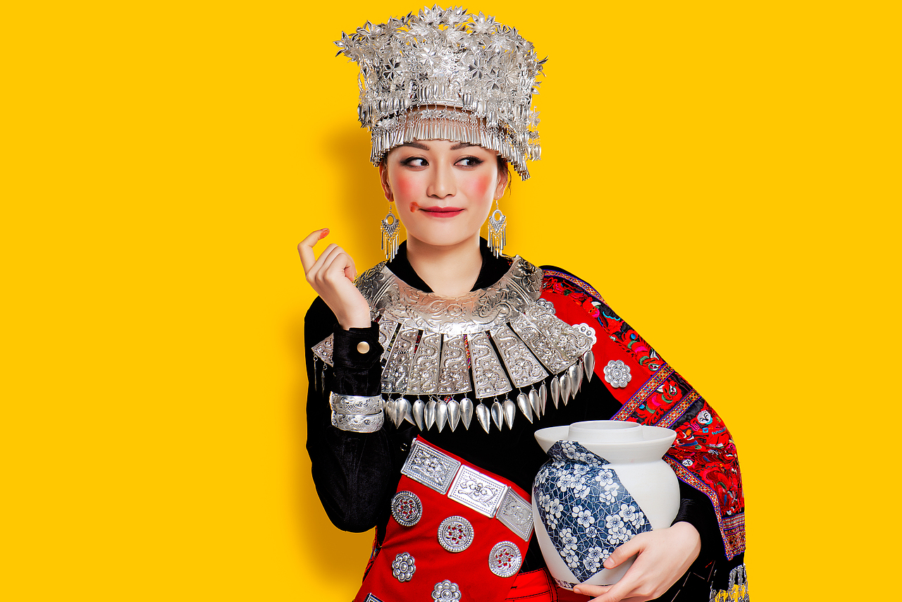 俏凤凰.苗家牛肉粉 形象照拍摄