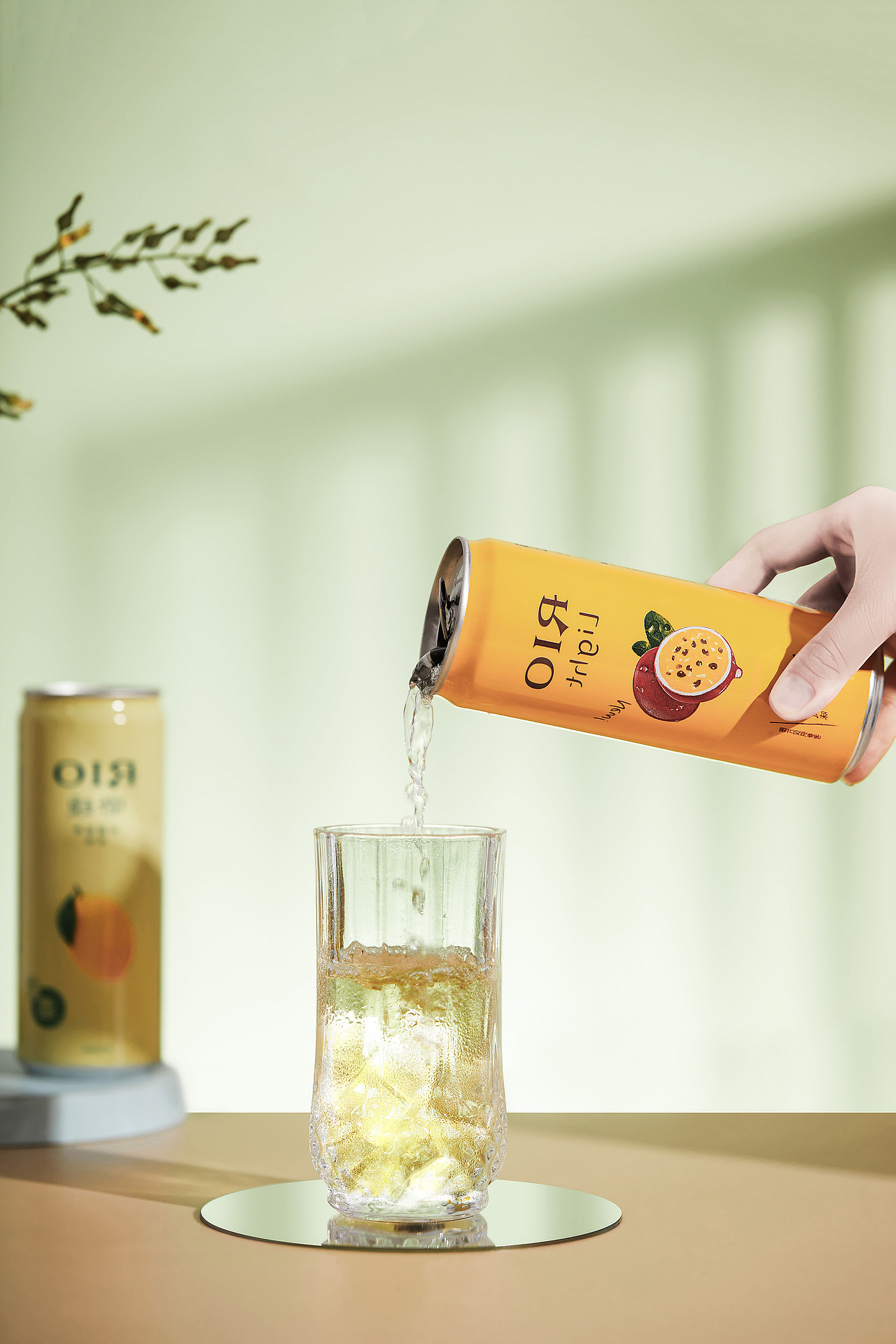 尘夕视觉 | 2021年度总结（图ZMjgxOTg2NTc2） - 产品摄影 - 站酷设计师黑色的墨染上安详原创素材 - 站酷ZCOOL