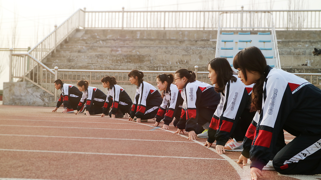 重穿一次校服，重回一次校园（图ZNDE2NzY1MzY=） - 其他摄影 - 站酷设计师不会飞的阿童木原创素材 - 站酷ZCOOL