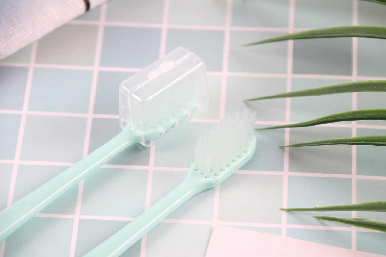 B06洗护用品\C03-口腔护理\V01牙刷