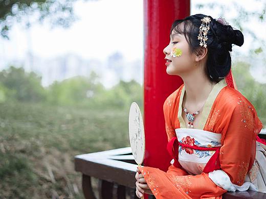 花朝节（个人主页-ZNTgzMTM1ODA=） - 人像摄影 - 站酷设计师Vcihien1原创素材 - 站酷ZCOOL