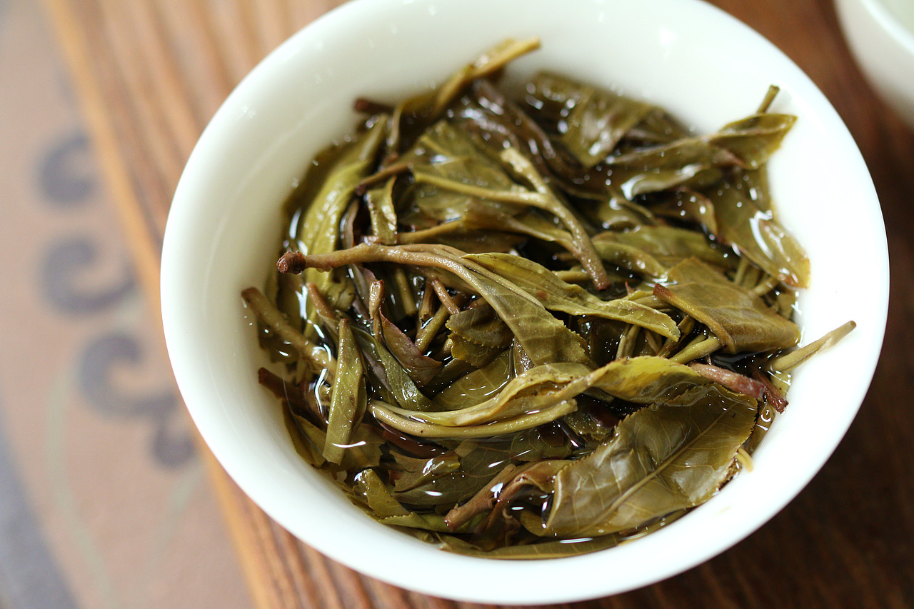 茶叶拍摄练习16----曼松龙珠普洱茶