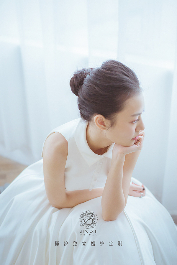槿夕独立婚纱JINNCY设计单品:小赫本