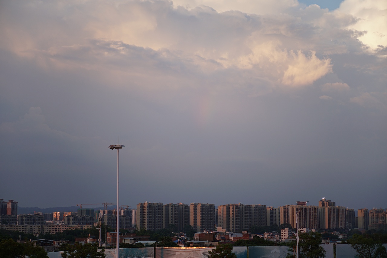 這個世界。（圖ZMjcwNTMxODcy） - 風(fēng)光攝影 - 站酷設(shè)計師Hshanys原創(chuàng)素材 - 站酷ZCOOL