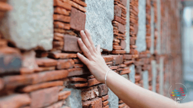 曾经有人说这里“半城烟火半城仙”的古城