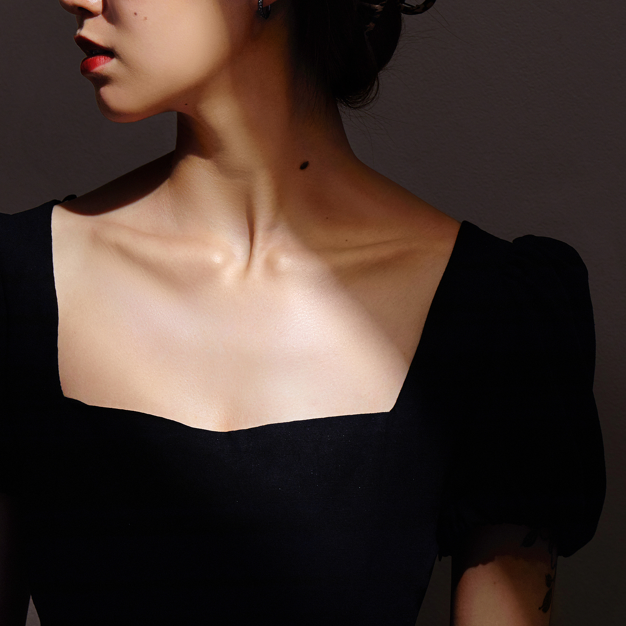 珠宝人像局部特写