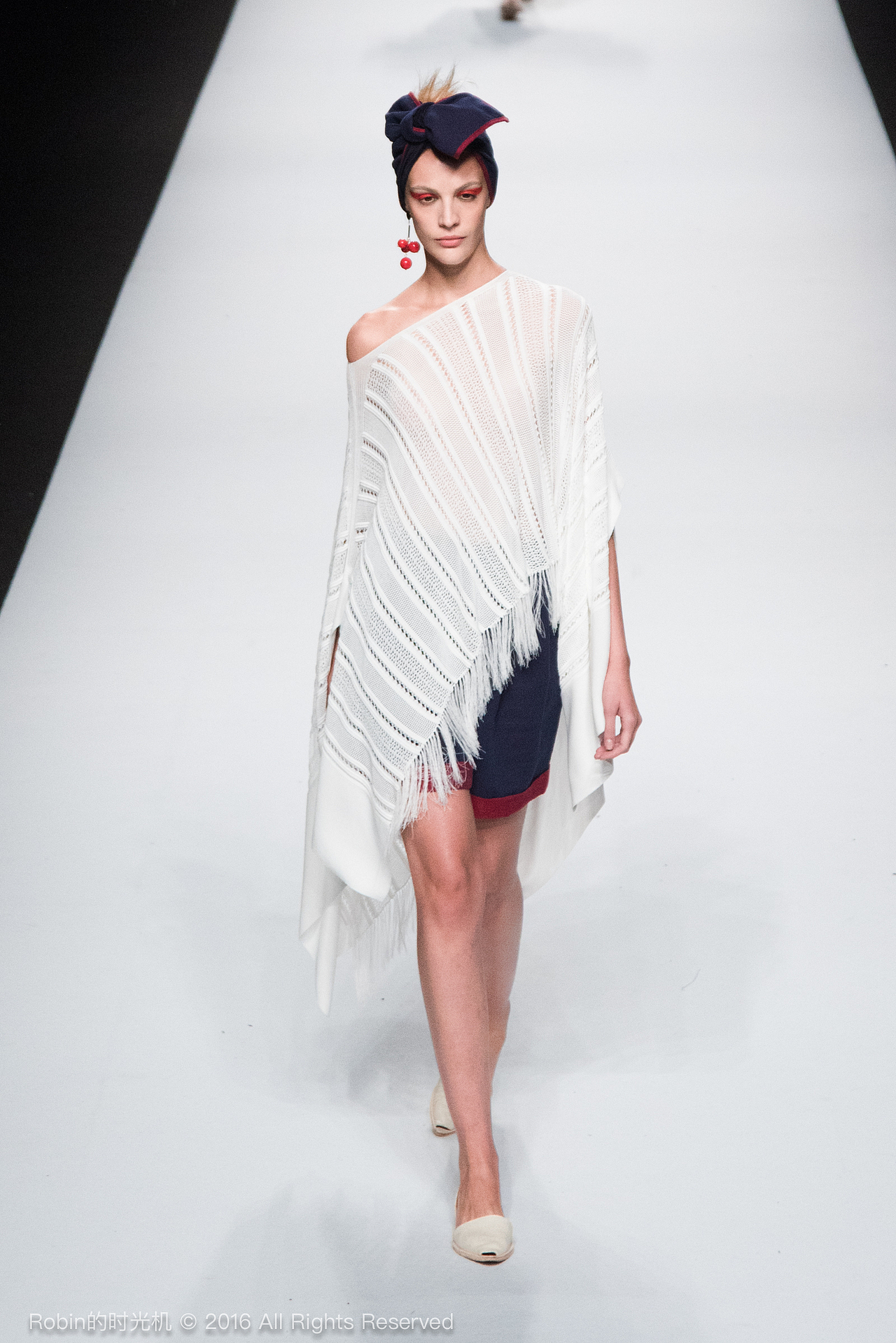 秀场直击2017上海时装周ss品牌秀之tinagia