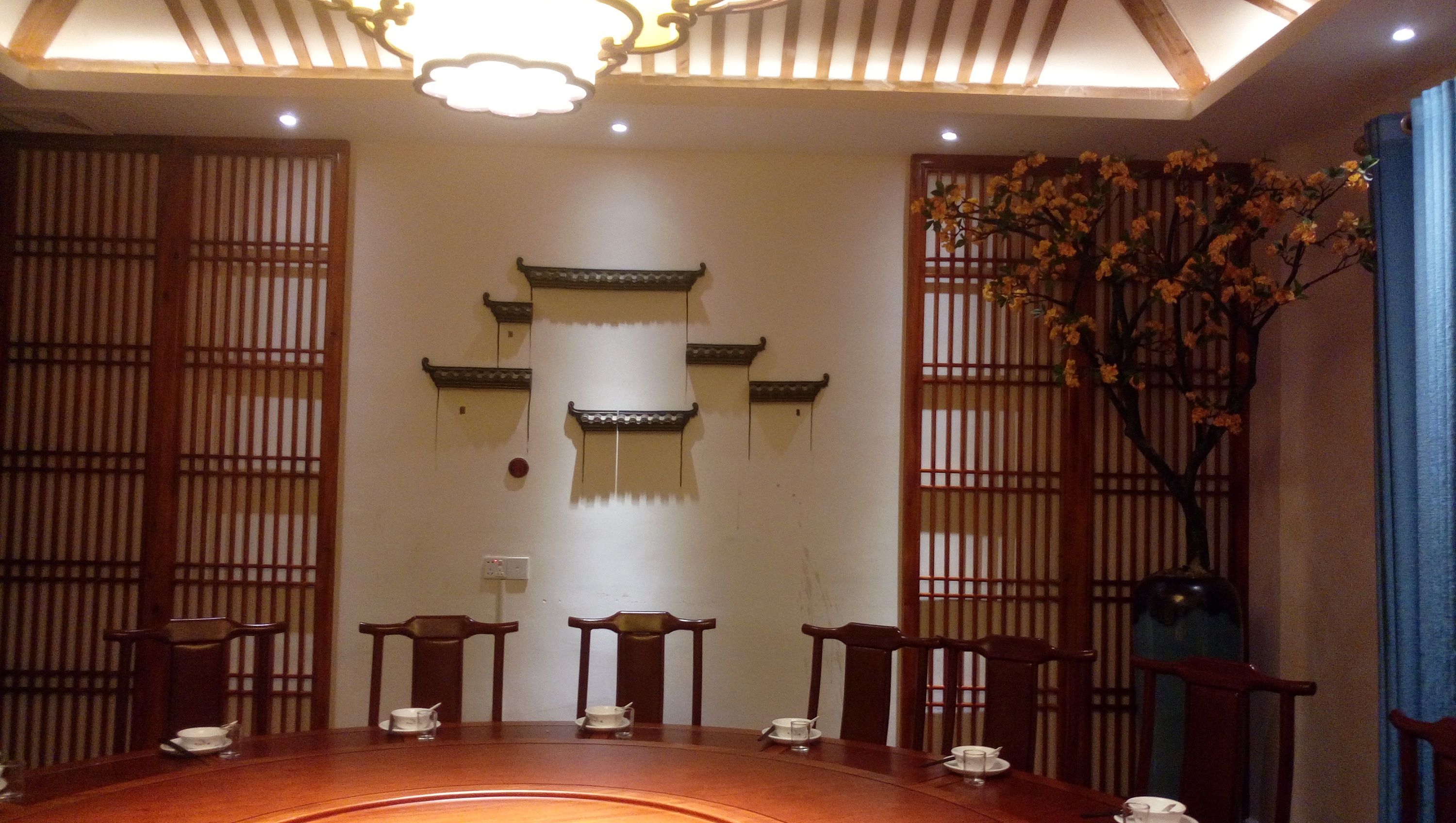 中式餐厅 东莞潇湘小院湘菜主题餐厅软装设计