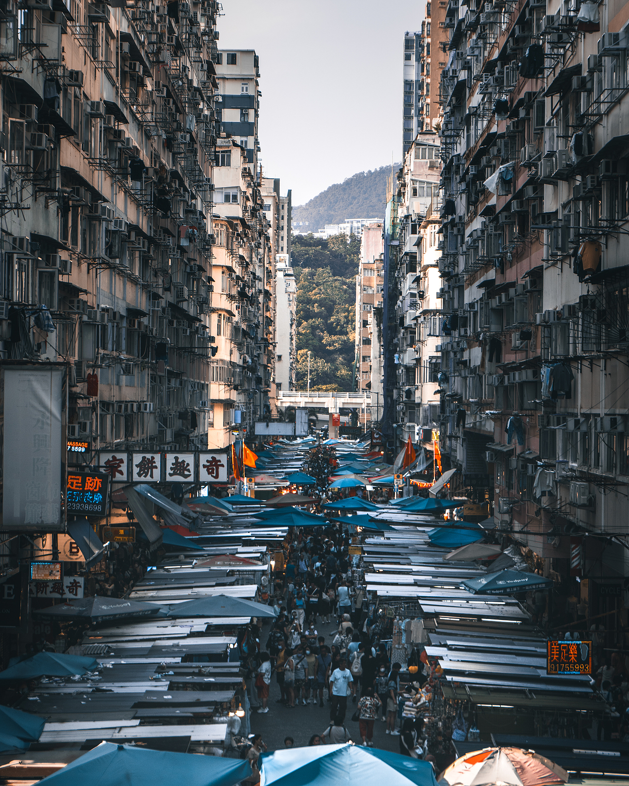 香港 I 街头摄影（图ZMzY5NDQ5NjQw） - 人文/纪实摄影 - 站酷设计师淹死的馒头123原创素材 - 站酷ZCOOL