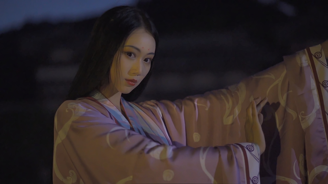 【画皮】人心是暖的，眼泪是哭的，杜鹃花 真的很香（图ZMjIzMTQ3ODgw） - 人像摄影 - 站酷设计师忱瑾子原创素材 - 站酷ZCOOL