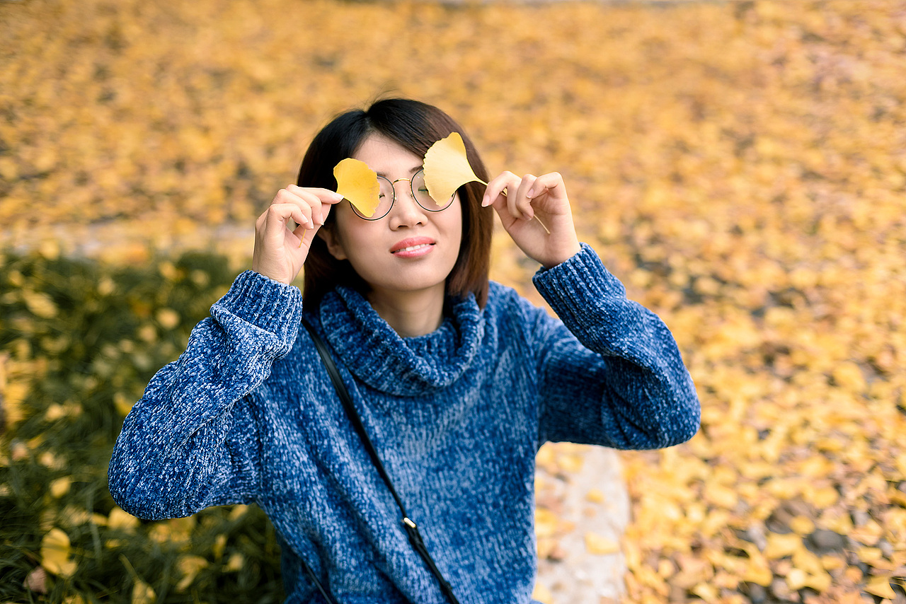 约拍｜那片落叶 · 那个她