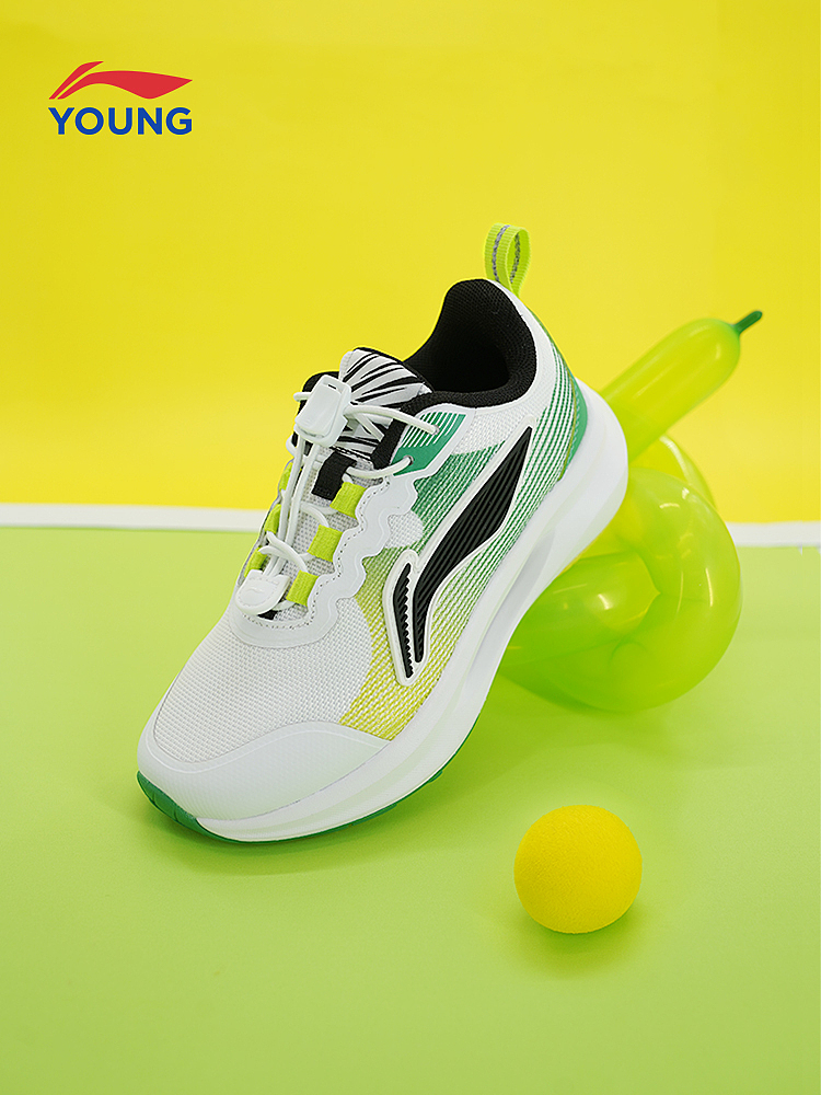 李宁飞羽儿童运动鞋（图ZMzQ1NjgyOTA0） - 产品摄影 - 站酷设计师wow文仔原创素材 - 站酷ZCOOL