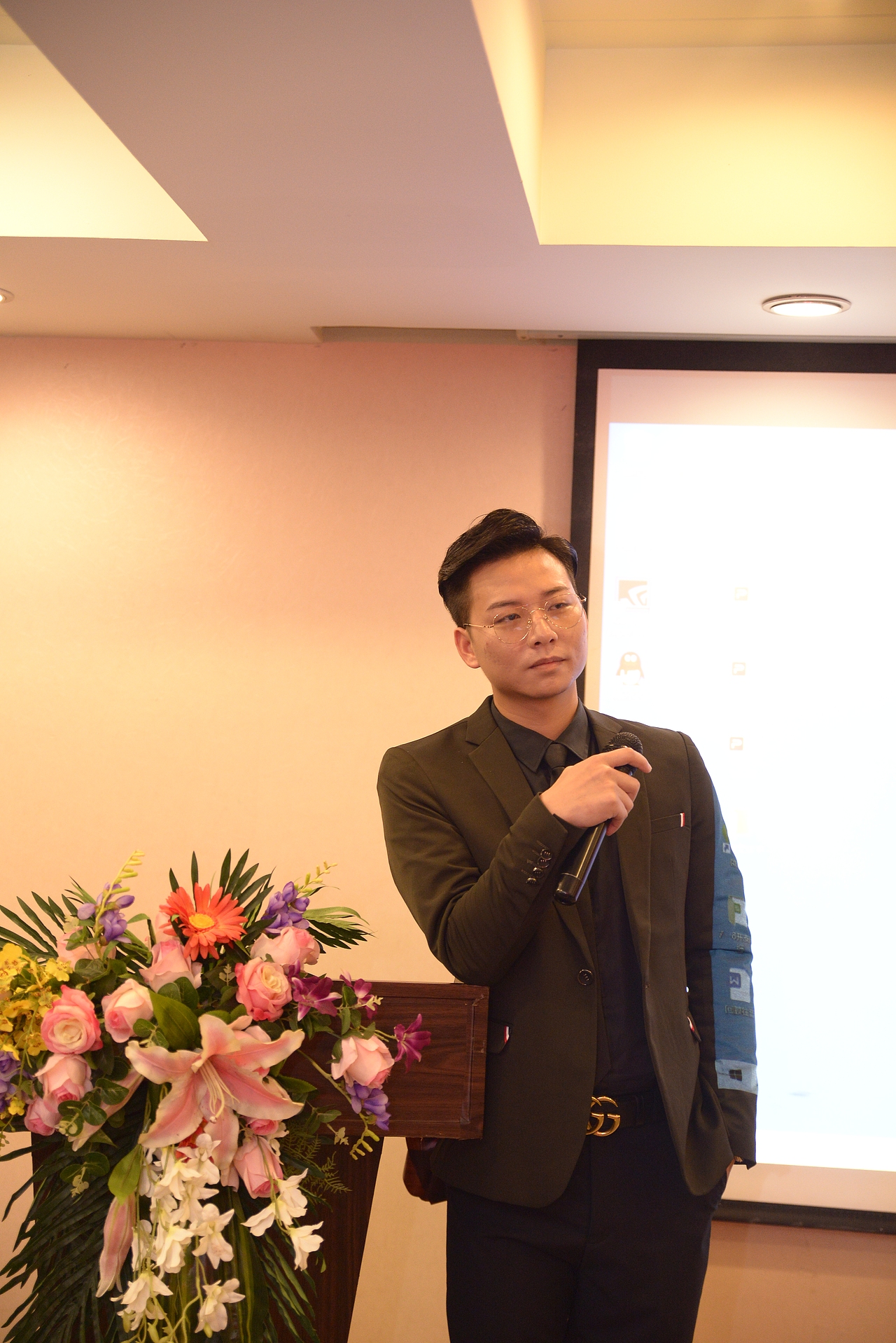 花靡欧阳老师欧阳海