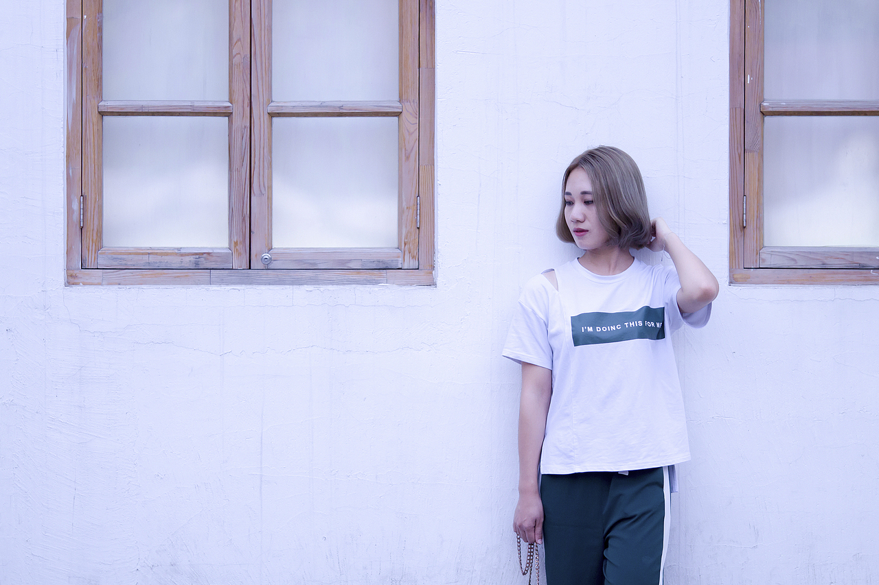 你眼中的春与秋,胜过山川与河流。