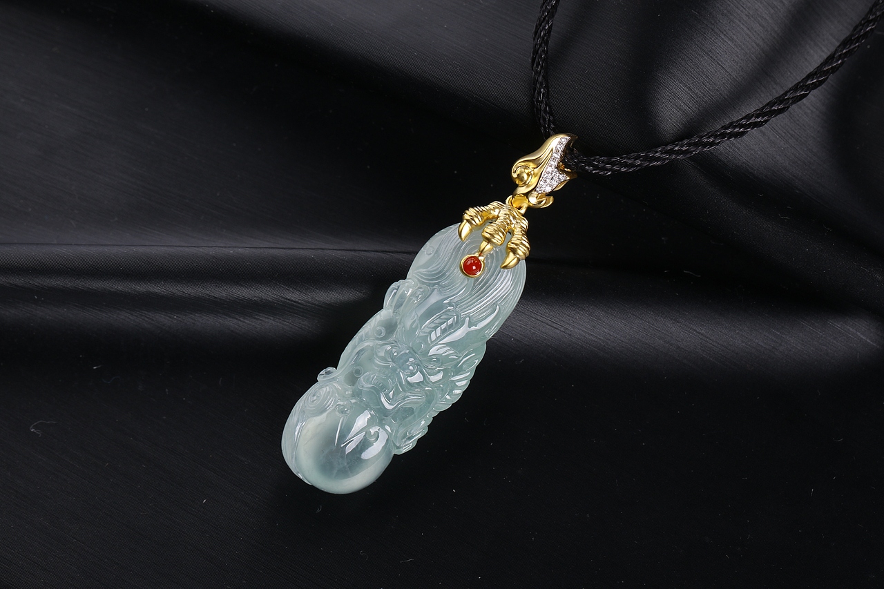 【蚂蚁创意镶嵌】 翡翠龙牌巧镶金爪~~|手工艺|首饰设计|蚂蚁创意珠宝