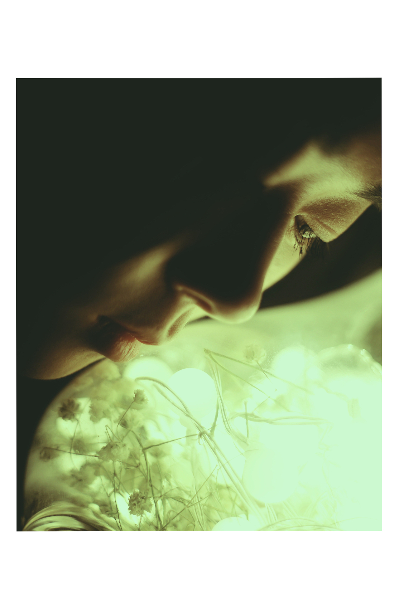 袅娜少女羞,但愿岁月无忧愁