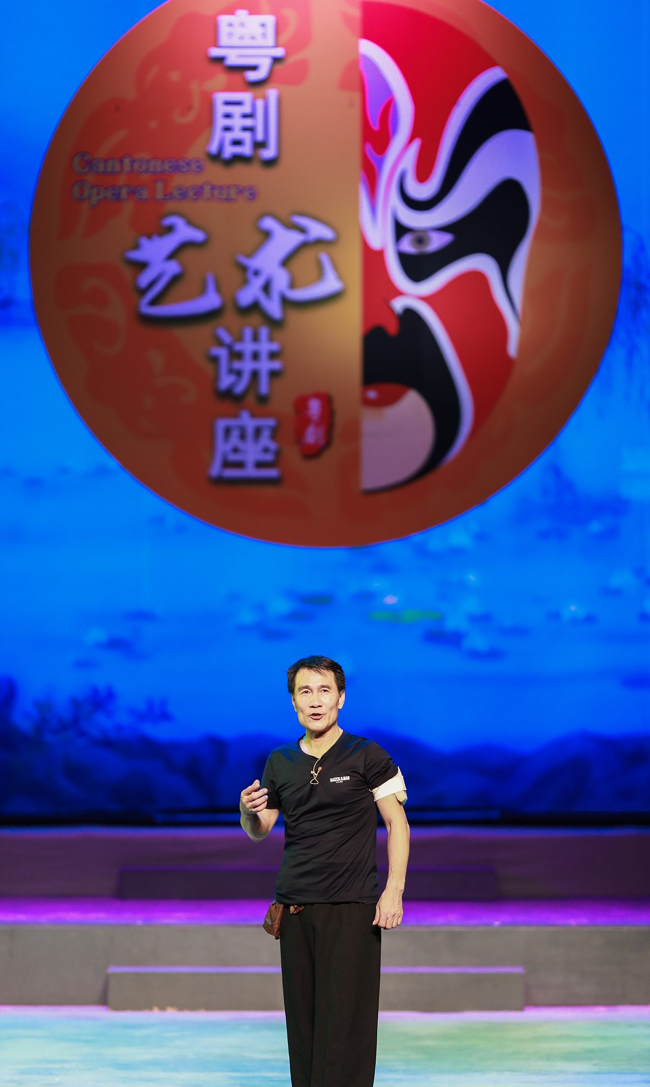 第一次看深圳粤剧（紫钗记）。（图ZMzc2NTc4NjY0） - 传统/民族服饰 - 站酷设计师洲遊視界原创素材 - 站酷ZCOOL