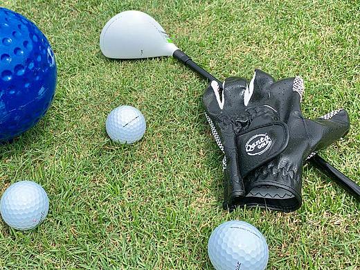 高尔夫球手套造型及包装设计