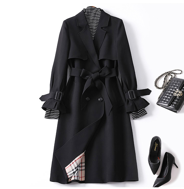 风衣的飘逸感和曲线感