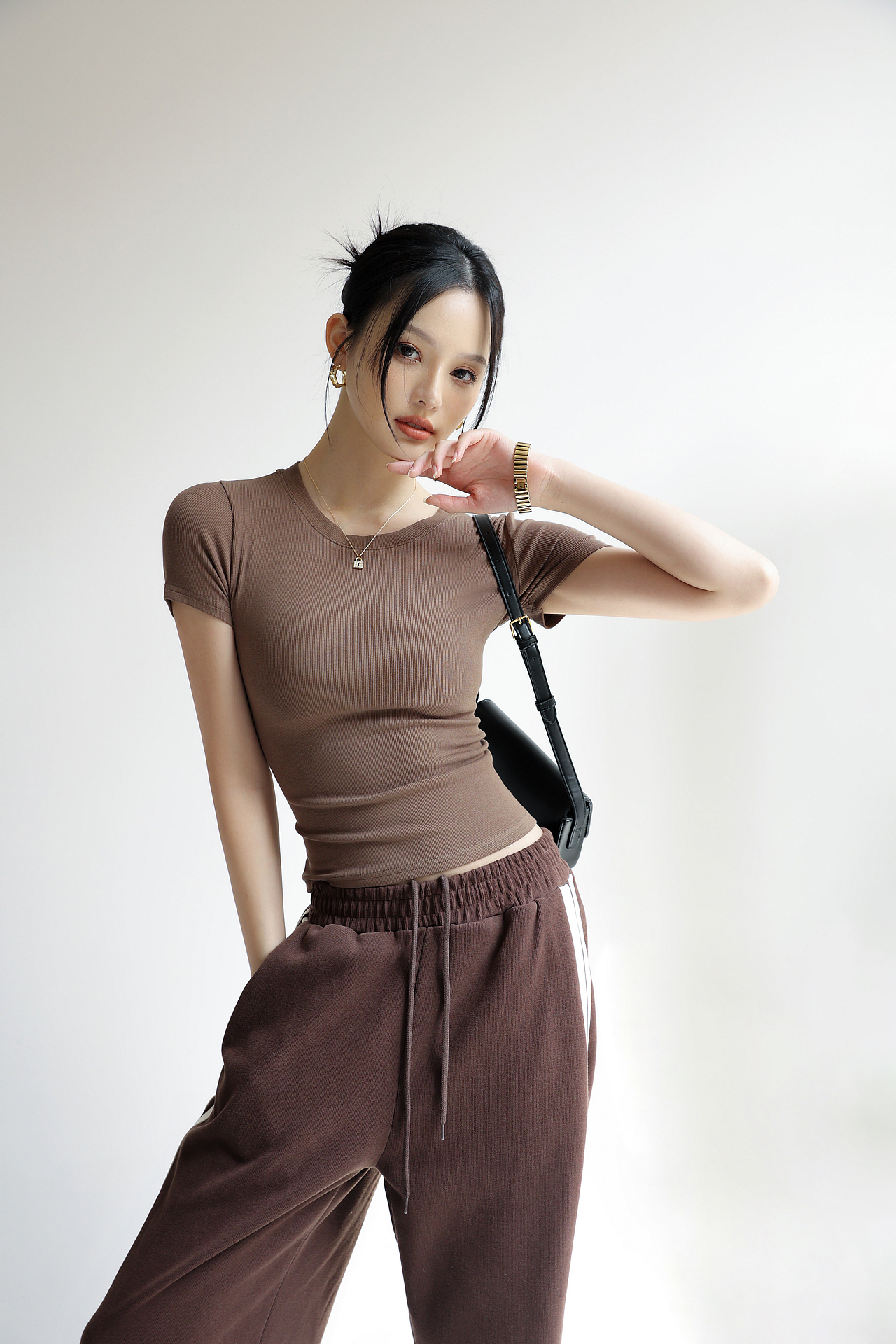 服装拍摄｜摄影（图ZMzgyMjc0ODQ0） - 人像摄影 - 站酷设计师虎嗅摄影小周原创素材 - 站酷ZCOOL