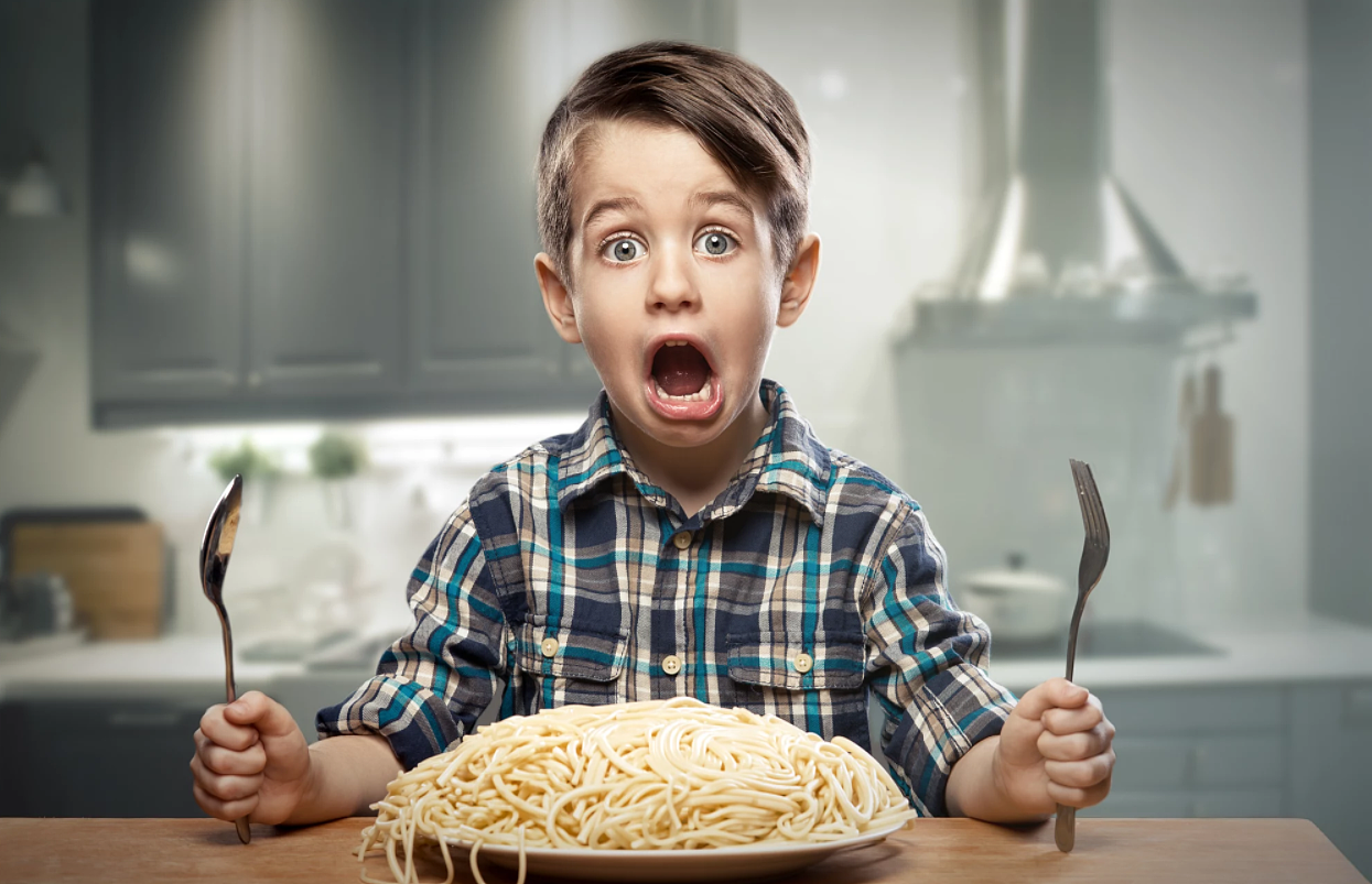 僵尸小孩合成海报（图ZMTY3NzYwMDI4） - 商业空间设计 - 站酷设计师存作品的网站原创素材 - 站酷ZCOOL