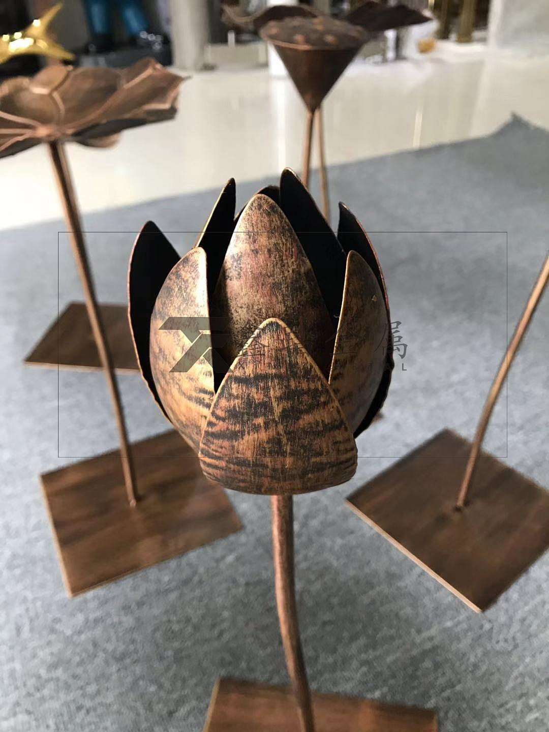 售楼部古铜不锈钢莲花荷叶雕塑 水景装饰象征纯净纯洁（图ZMTc1MjE2NDYw） - 其他工业/产品 - 站酷设计师询价15017674615原创素材 - 站酷ZCOOL