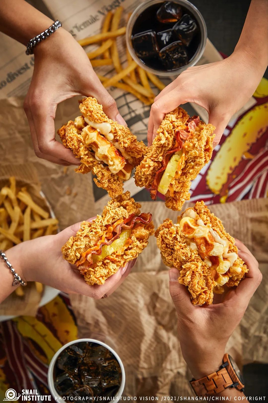 华夫鸡腿堡拍摄 | KFC​ X 蜗牛工作室SnailStudio（图ZMjYyNjEyNDA4） - 美食摄影 - 站酷设计师SnailStudio原创素材 - 站酷ZCOOL