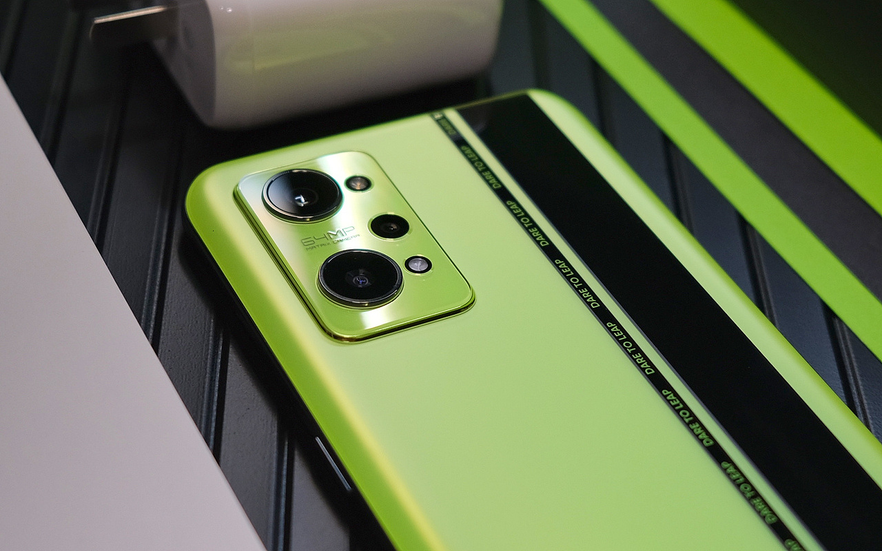 realme真我GT Neo2 黑薄荷真机开箱实拍（图ZMjc2MDAzMzMy） - 产品摄影 - 站酷设计师ARISHER原创素材 - 站酷ZCOOL