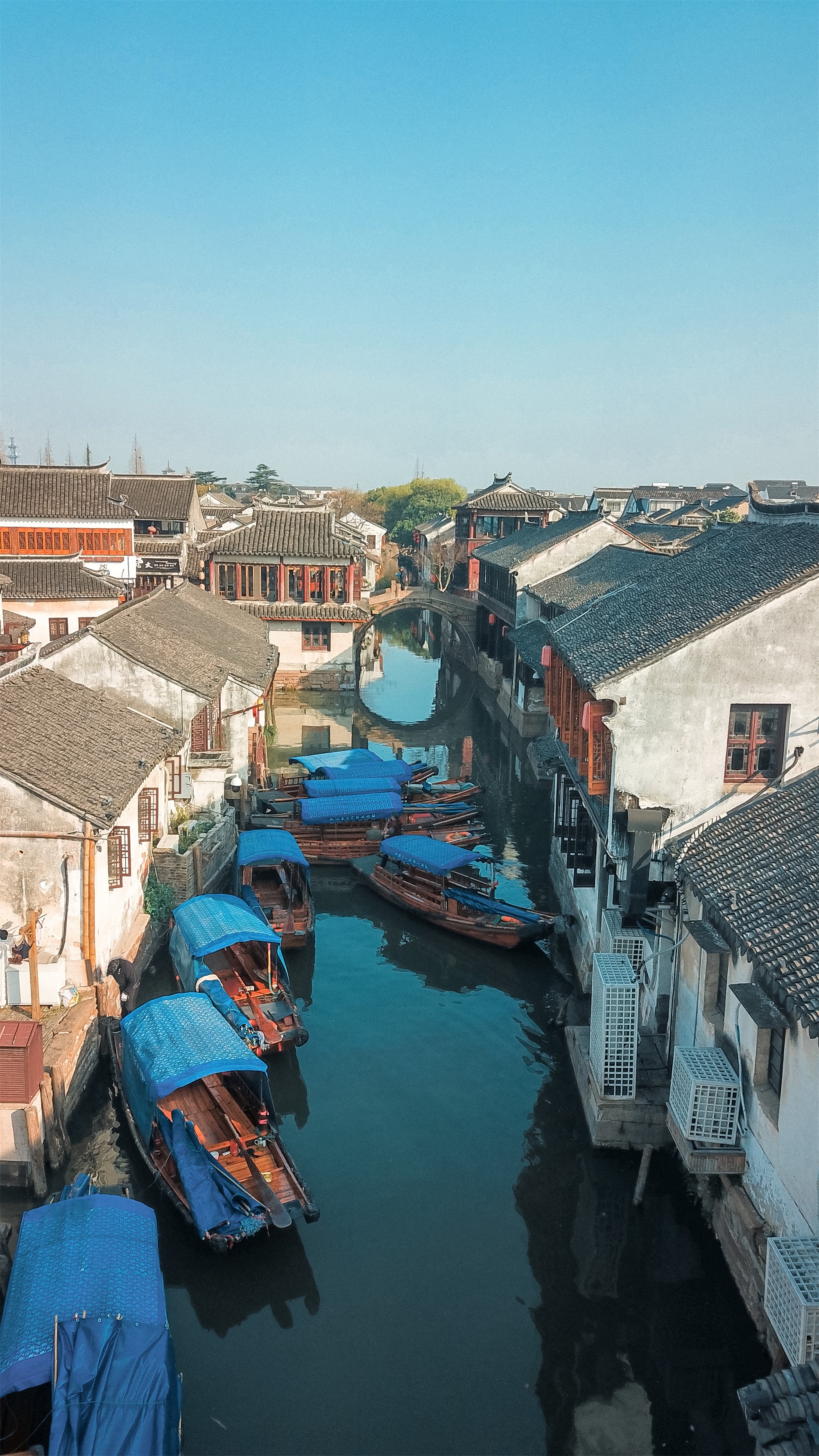 苏州周庄古镇秋日景色