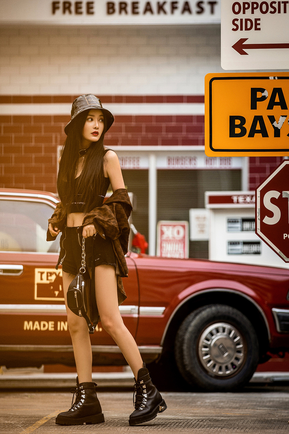 女装街拍-复古加油站