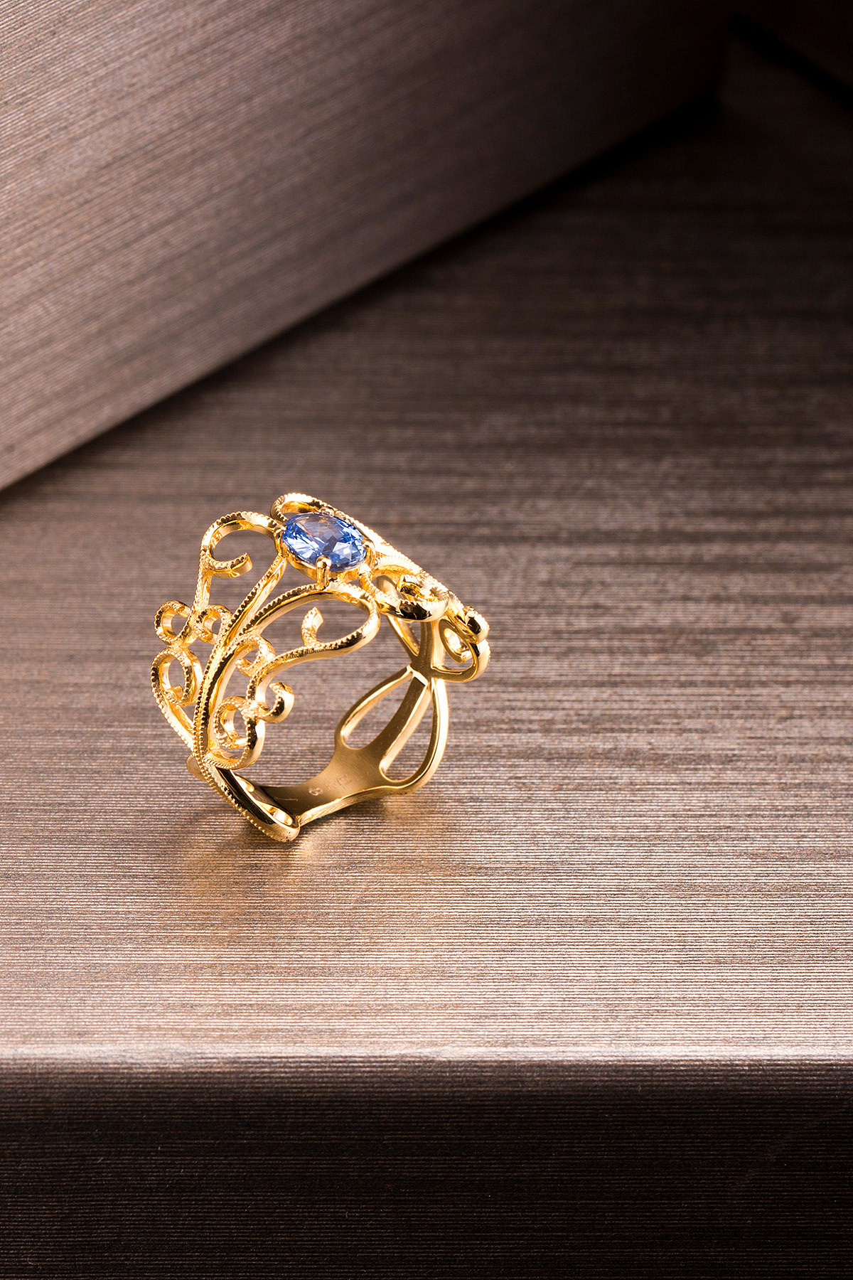 高定的蓝宝石珠宝戒指|手工艺|首饰设计|City_L - 原创作品 - 站酷 (ZCOOL)